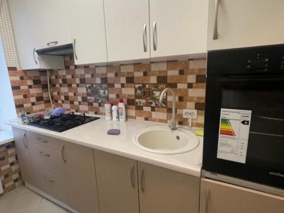 2-х кім квартира, центр міста Умань