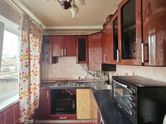 4-кімнатна квартира, на Артема Слов'янськ