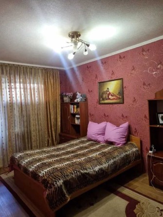 Продается 2-комнатная квартира на Артема - фото 1