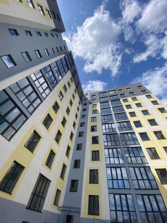 Новобудова , центр міста - фото 1