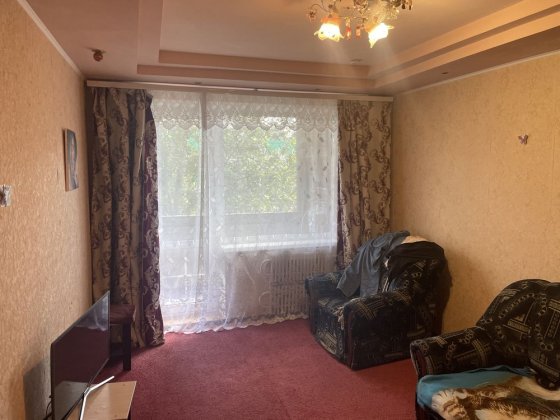 Продам 2х комн квартиру 2 эт. на ПЗТО ( ул Войновой ) Павлоград