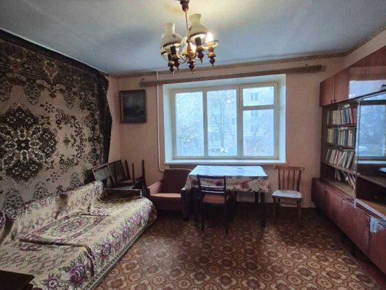 продаж трикімнатної квартири рн "14 школи" Умань