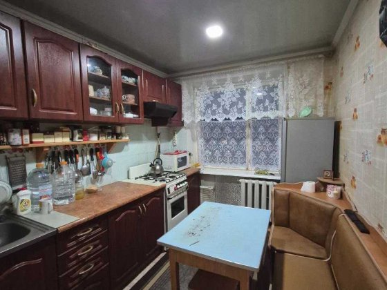 продаж Квартири в комфортному районі міста! Умань