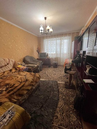 Продается 2-комнатная квартира на Артема - фото 1