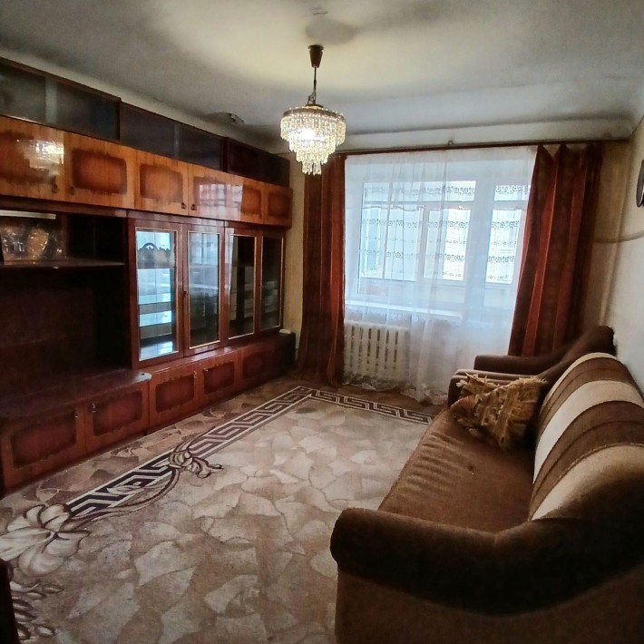 Продам 3к квартиру на Виставці - фото 1