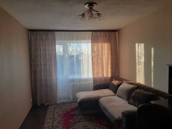 Продається затишна 2-кімнатна квартира на Південному-Заході - фото 1