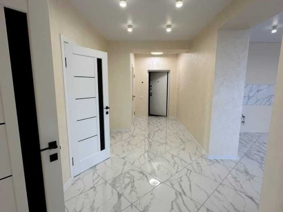 Продаж 3-кімнатної квартири у новобудові Рауш, Виставка Хмельницкий