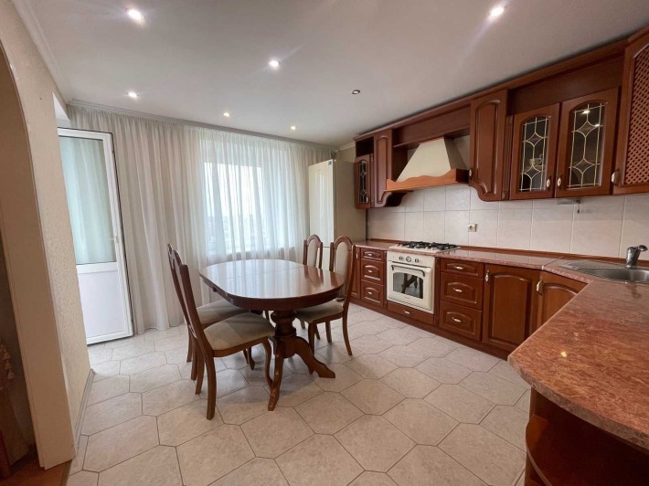 ПРОДАЖ 3к.квартири для сім'ї — ВИСТАВКА, ВУЛ. МАЗУРА, 18/2 - фото 1