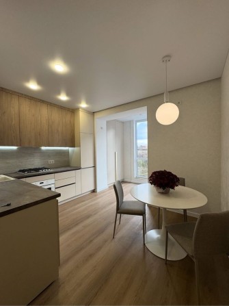 Продаж 2к.кв., Актуальна - фото 1