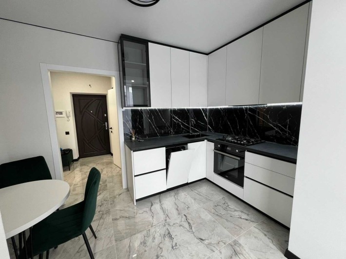 1к з сучасним ремонтом, з меблями та технікою! БЕЗ КОМІСІЇ 40758 - фото 1