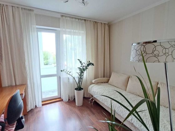 Шикарна 3 к.кв. з інд. опаленням, 6 поверх, р-н Виставка.ktr Хмельницкий