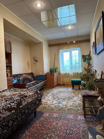 Продам 3 кімнатну квартиру в центрі м.Шептицький - фото 1