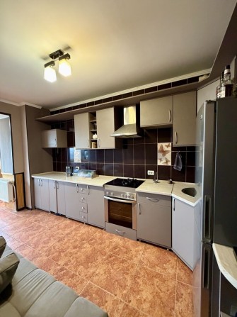 Продаж 1к цегла Озерна Виставка біля озера - фото 1