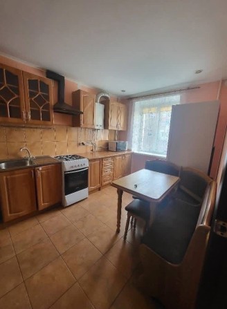 Продаж 1 кімнатної на 2 поверсі - фото 1