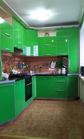 Продам квартиру в центре Чугуева - фото 1