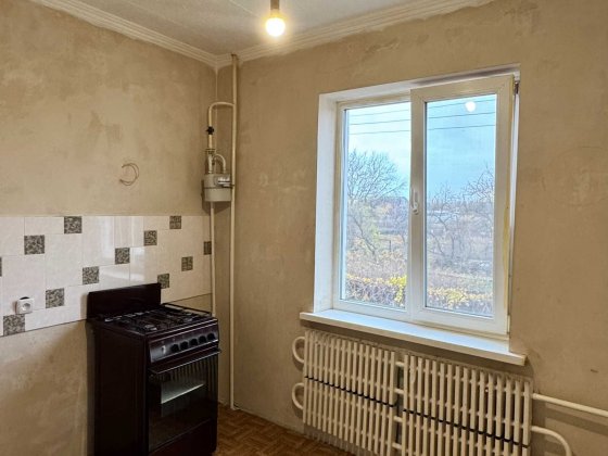 Продам 1 к.кв в Чугуеве , 2/5 эт, не угловая Чугуев