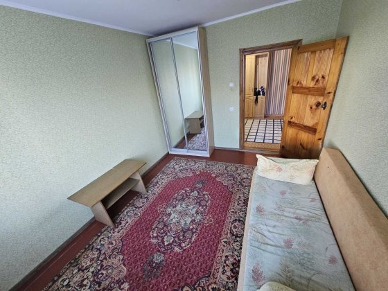 Продаж просторої 3-кімнатної квартири на Озерній! Хмельницький