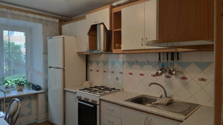 продаж 3к.кв., 2/9 поверх, цегла, не кутова, Виставка.ktr - фото 1