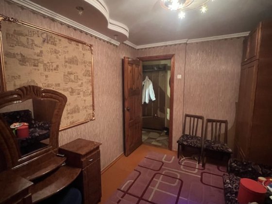 Продам 3 кімнатну квартиру, центр міста Шепетовка