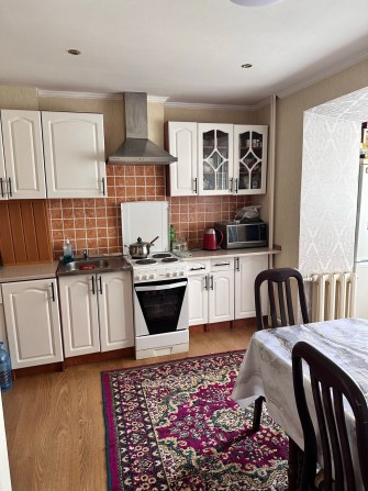 1к з заміненою сантехнікою, зроблено ремонт. Мін.оф. 39542 - фото 1