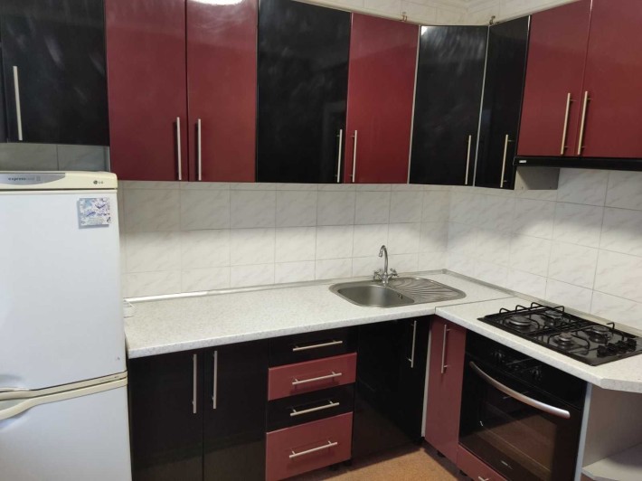 Двокімнатна квартира в центрі. Будинок нового планування - фото 1