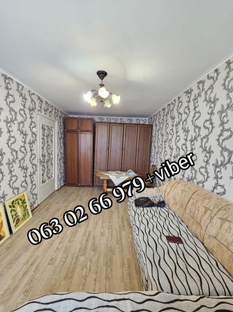 Продам 1-кім квартиру на третьому поверсі - фото 1