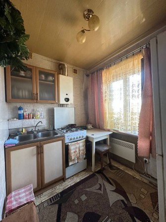 Продам трикімнатну квартиру - фото 1