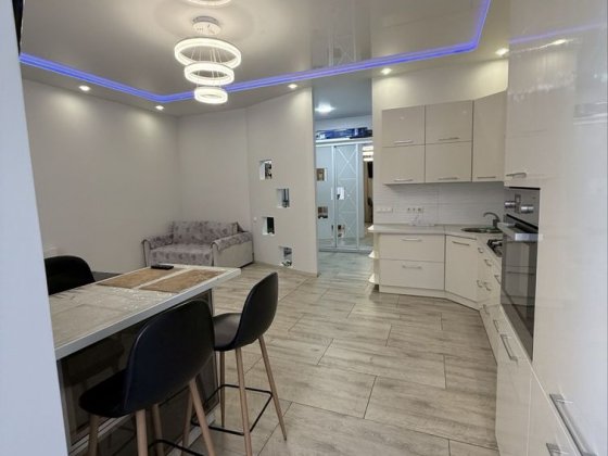 Продаж 1 кімнатноі квартири з дизайнерським ремонтом Хмельницький