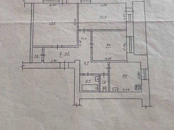 Продам 3х комнатную квартиру в центре 4 этаж Шостка