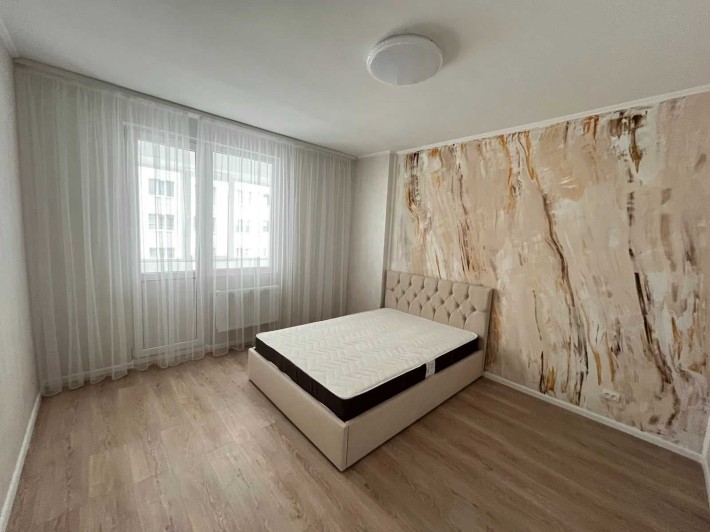 1к, АГОРА, супер ремонт і поверх  ще є мінімальне оформлення - фото 1