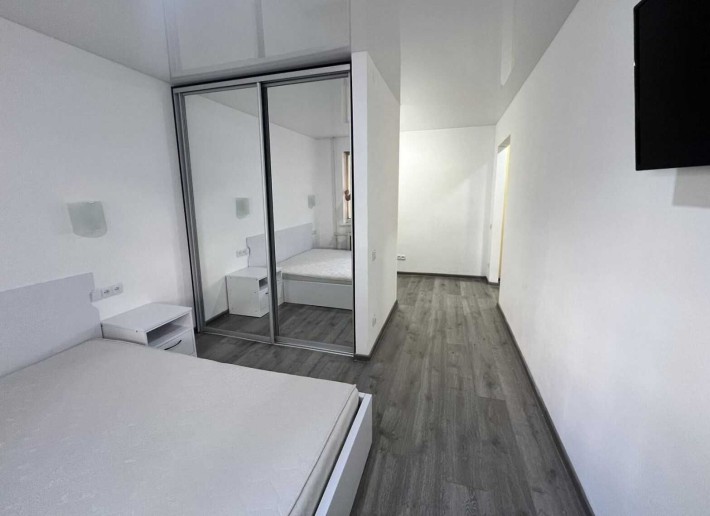 Квартира з ремонтом  на Виставці - фото 1