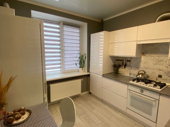 Продам 2кв Виставка новоб 2/10 54000₴ Хмельницький