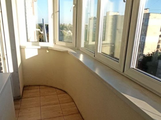 Центр, однокімнатна з ремонтом, вул. Шевченка Хмельницький