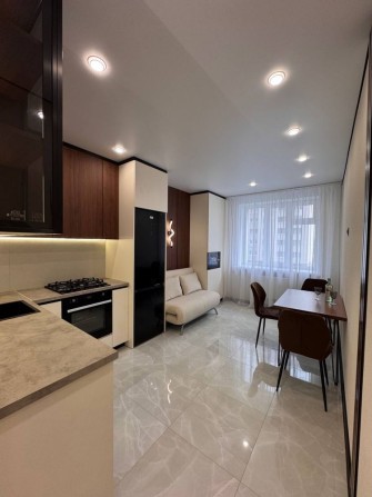 Продаж квартири з дизайнерським ремонтом. - фото 1