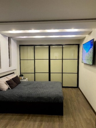 1к з якісним капітальним ремонтом! Будинок з цегли! - фото 1