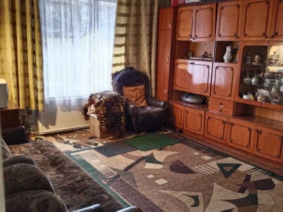 Продам 2х комнатную квартиру.Сталинка 2 эт. Никополь