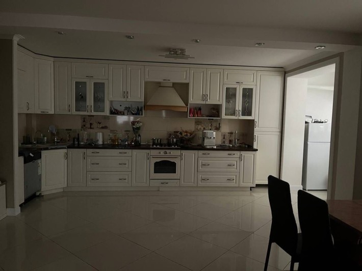 Продаж квартири. - фото 1