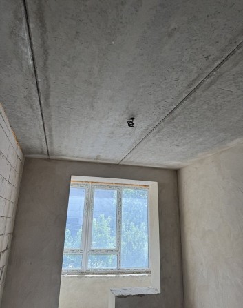 Велика світла 2к з двома лоджіями 40446 - фото 1