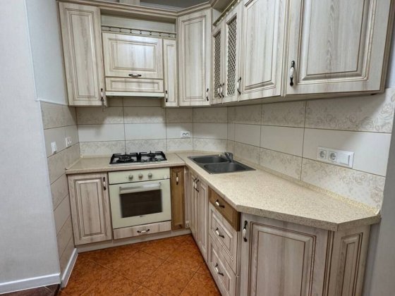 1к все залишається! Є власний вихід на вулицю 40044 Хмельницький