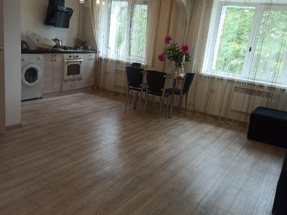 Продам 2- х комнатную современную квартиру студию Никополь