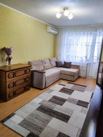 Продам 2 х комнатную квартиру - фото 1