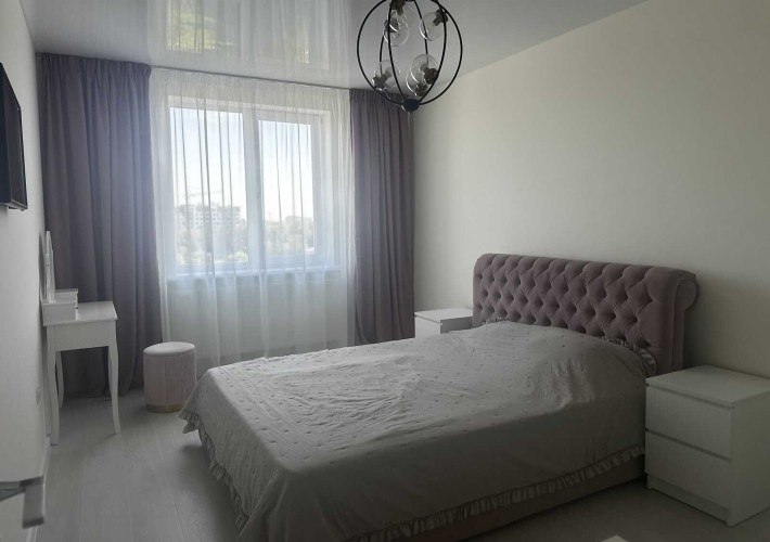 1к Н/Б 40 кв.м. Ремонт, Виставка - фото 1