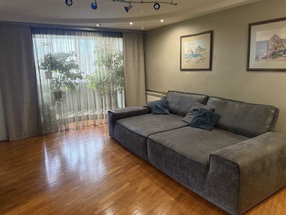 Простора 3-кімнатна квартира для великої родини! Хмельницкий