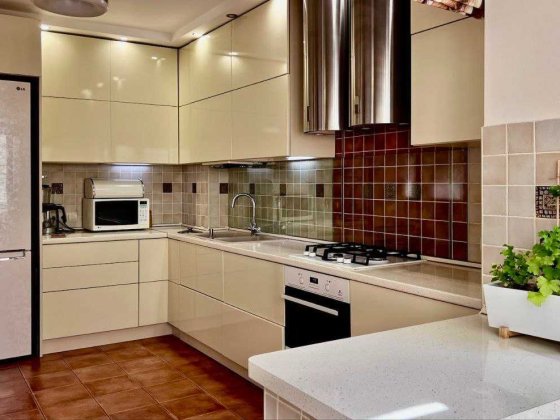 Простора 3-кімнатна квартира на Виставці Хмельницкий