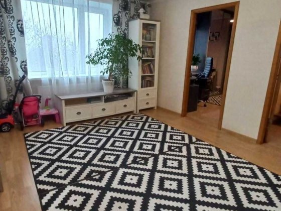 ТЕРМІНОВО 3к квартира з ремонтом по вул.Молодіжній 41588 Хмельницкий