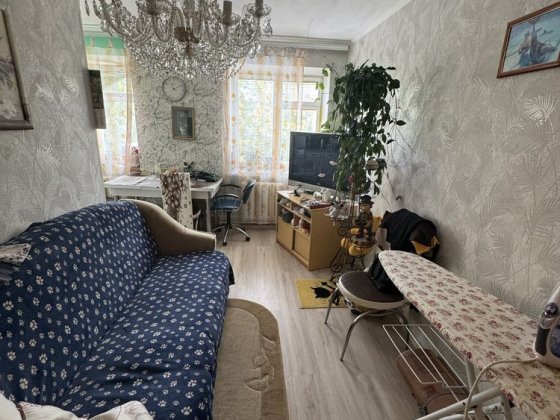 Хороша 2 кімнатна квартира, в стані - заходь і живи! Хмельницький