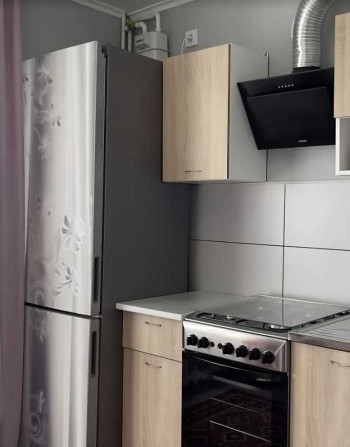 2к спальний район, середній поверх - фото 1