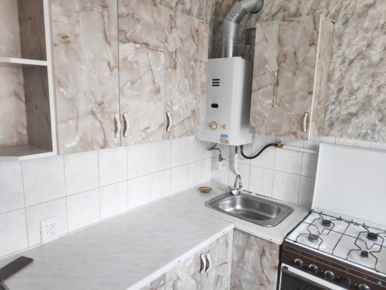 1 кімнатна квартира, середній поверх, ремонт, меблі. майже Центр міста Хмельницький