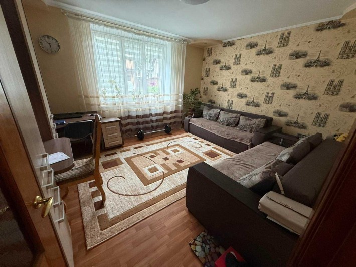 3-к  (по факту 2 окремі квартири)—кожна з власним входом, кух та санв. - фото 1