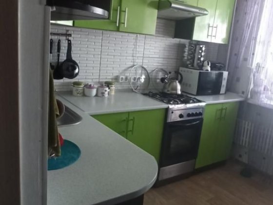 Продається затишна однокімнатна квартира -в спокійному районі Озерна. Хмельницький